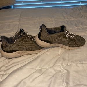 Adidas Alpha Bounce
